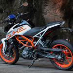 ktm-lancamento-390-abs-ed-235-2020