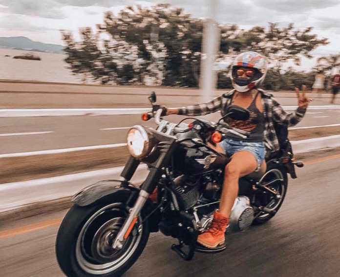 unir e incentivar mulheres motociclistas
