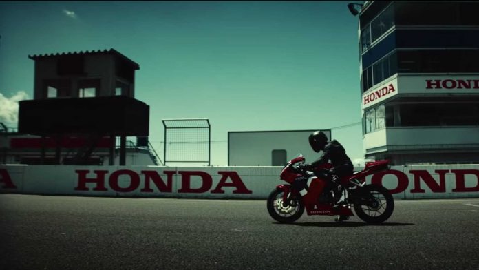 Vídeo-Honda-CBR-600RR-2020-moto-adventure