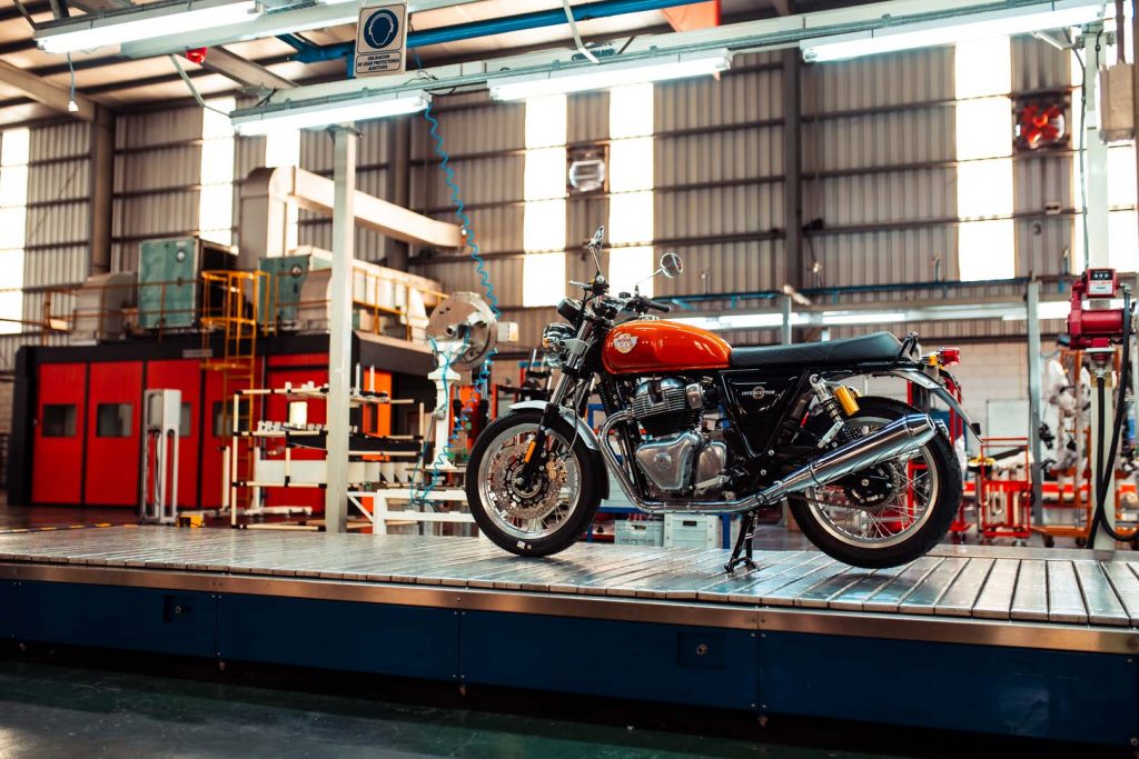 royal-enfield-inaugura-fábrica-na-argentina-moto-adventure