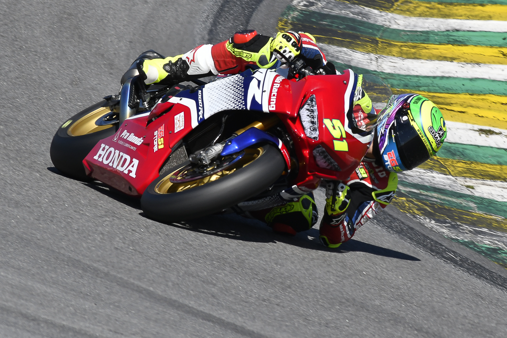 Eric Granado bate novo recorde de Interlagos e larga na pole da 3ª etapa do  SuperBike – MOTOMUNDO