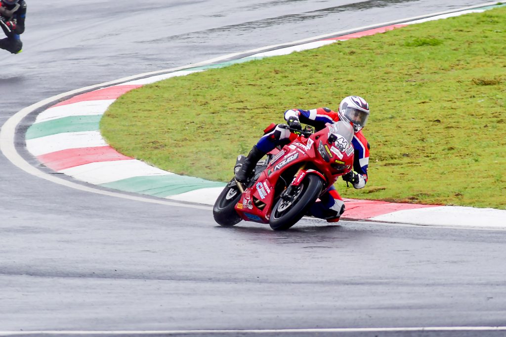 Honda-Racing-garante-oitavo-título-consecutivo-do-SuperBike-Brasil