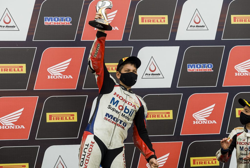 Honda-Racing-garante-oitavo-título-consecutivo-do-SuperBike-Brasil