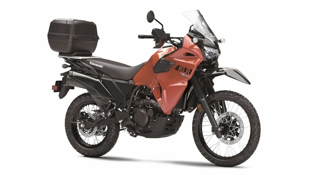 Kawasaki-KLR-650-está-de-volta-Mas-só-lá-fora