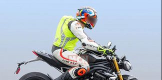 Nova Triumph Speed Triple 1200 RS pronta para sair do forno Nova-Triumph-Speed-Triple-1200-RS-pronta-para-sair-do-forno