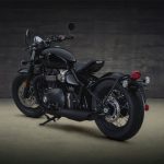 Triumph-Bobber-Black–2-