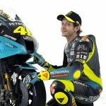 valentino-rossi-petronas-yamaha-moto-adventure