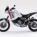 MY22_Ducati_Desert_X_12_UC356297_High