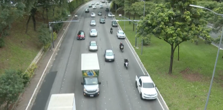 Avenida 23 de Maio ganha motofaixa