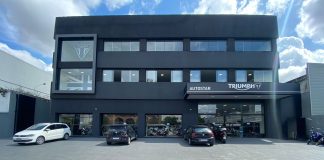 Triumph inaugura concessionária em São Paulo com seu novo padrão visual
