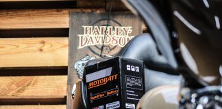 Antes de girar a chave, moto já precisa de bateria