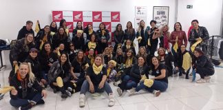 As ACELERADAS – Movimento de mulheres motociclistas e garupas foram para as ruas em prol ao MAIO AMARELO.