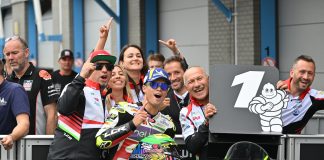 Eric Granado vence na Holanda e segue na vice-liderança da MotoE