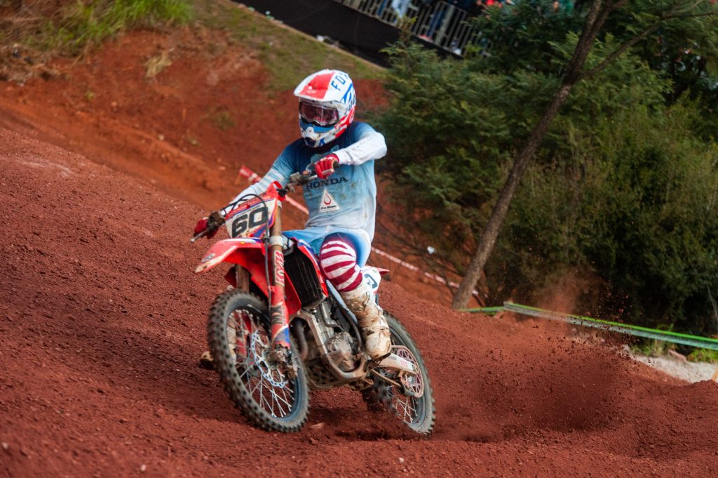 Gabriel Andrigo vence corrida na abertura do Brasileiro de Motocross 2022