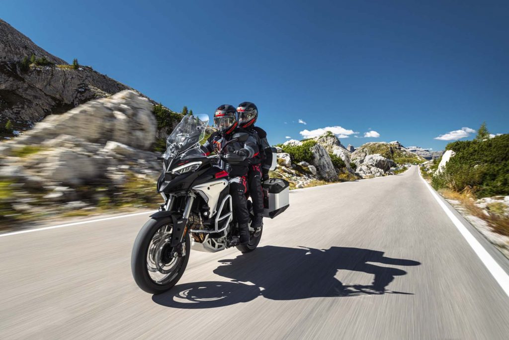 multistrada-v4-rally-comeca-a-producao-da-grand-tourer-ducati