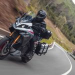 energica-experia—front-left-view—riding-2