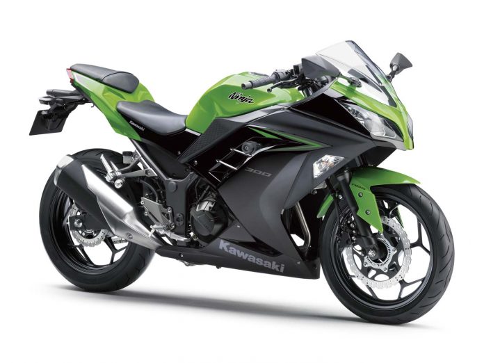 kawasaki-volta-a-produzir-a-ninja-300-apos-ter-producao-encerrada-em-2018