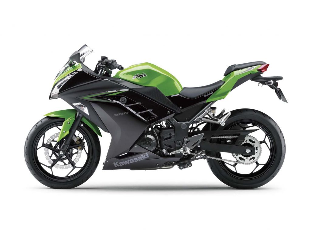 kawasaki-volta-a-produzir-a-ninja-300-apos-ter-producao-encerrada-em-2018