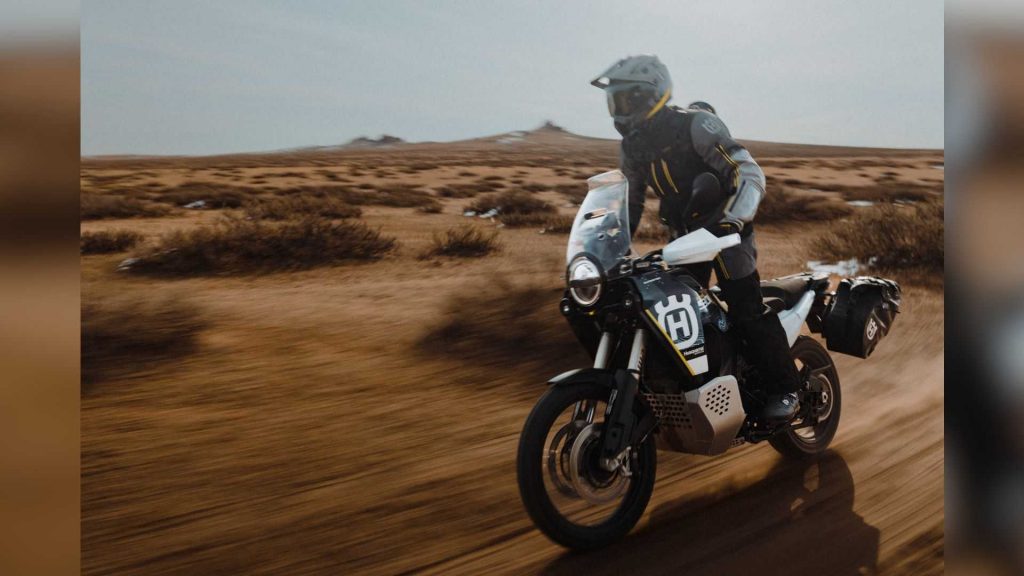 husqvarna-revela-a-norden-901-expedition