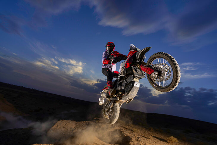 ducati-revela-a-desertx-rally