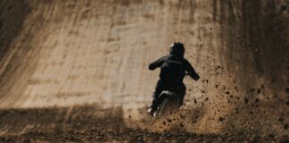 EXTRA, EXTRA! DUCATI ENTRA NO MOTOCROSS! extra-extra-ducati-entra-no-motocross
