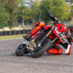 MY24_HYPERMOTARD_698_MONO_05_UC575821_High