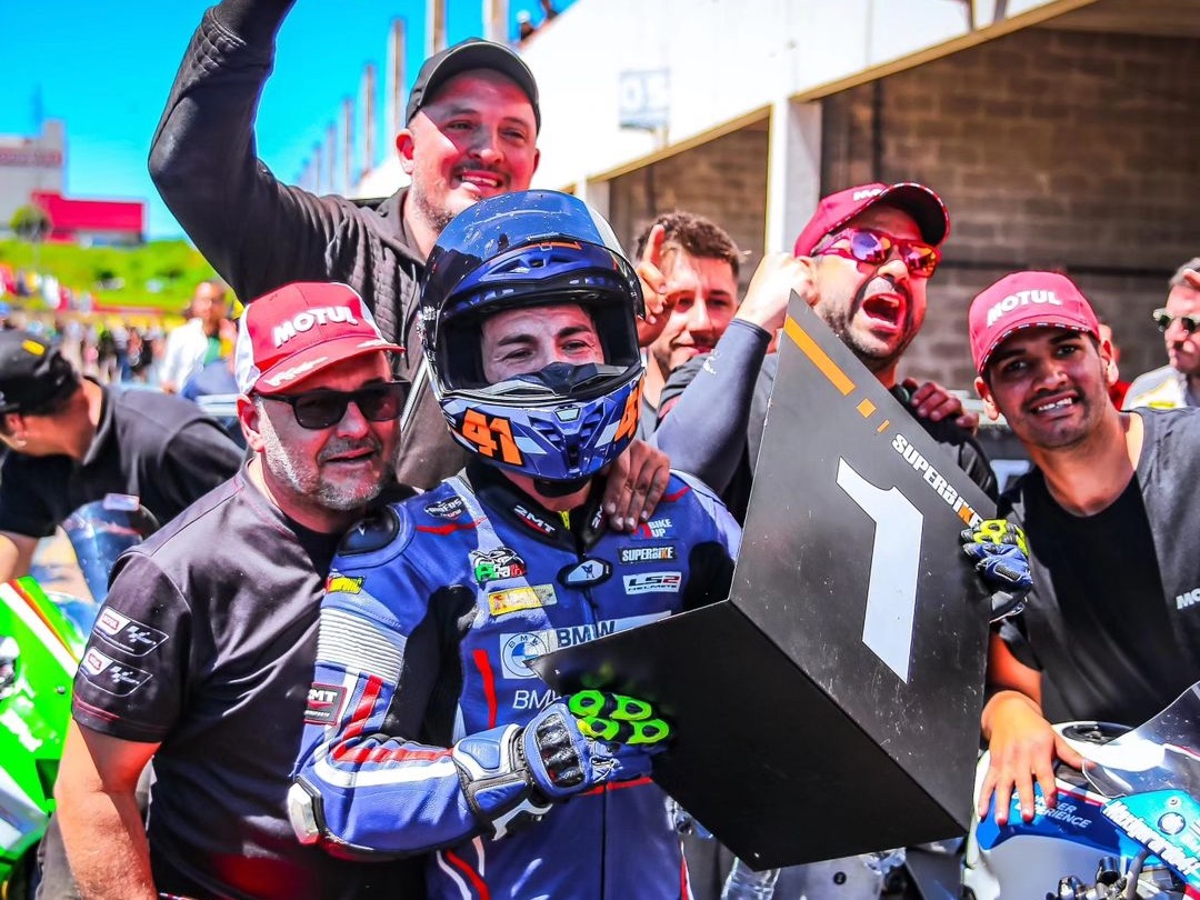 Uruguaio Maxi Gerardo faz corrida brilhante e vence 4ª etapa da SuperSport  em Interlagos - Esportes - Andar de Moto Brasil