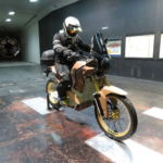 royal-enfield-electric-himalayan-revelada-na-eicma-4
