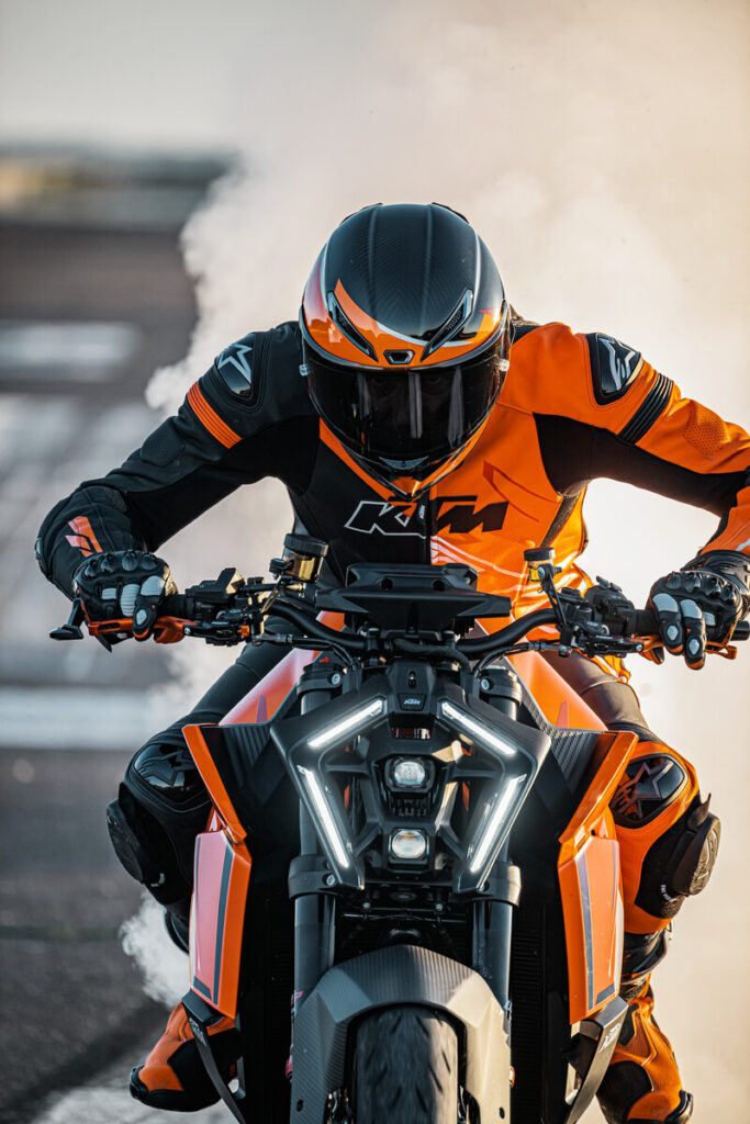 1390-super-duke-r-evo-o-novo-missil-da-ktm