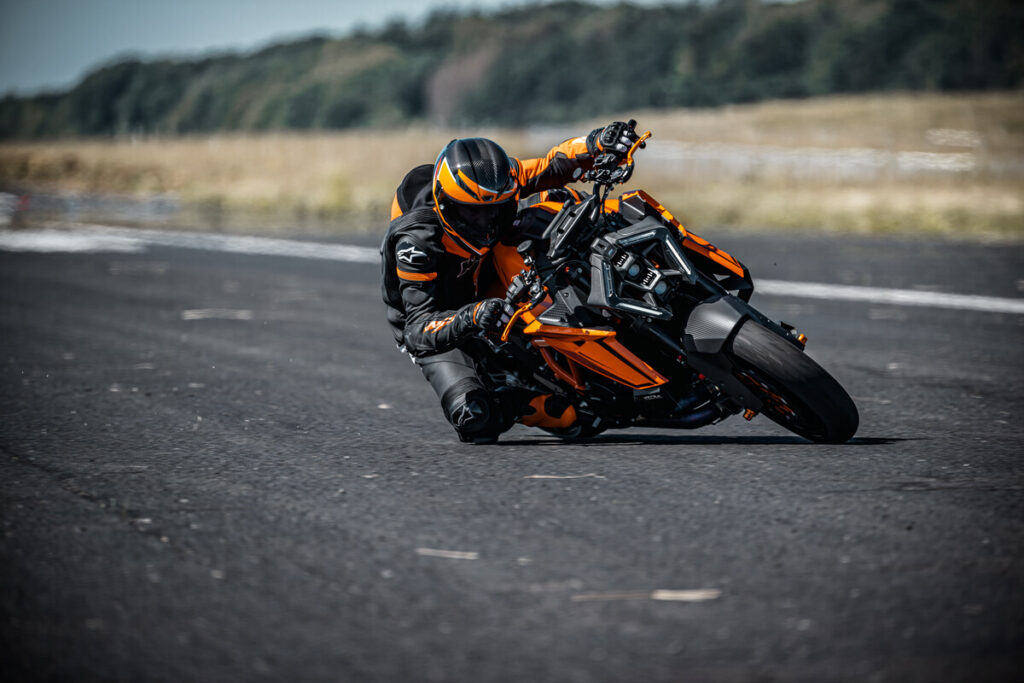 1390-super-duke-r-evo-o-novo-missil-da-ktm