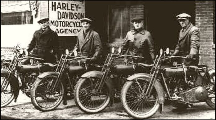 harley-davidson-cmemora-121-anos