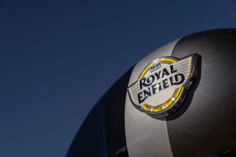 Royal-Enfield-apresenta-a-Bear-650