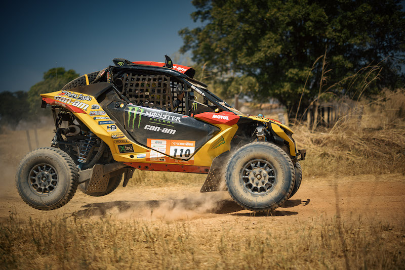 Can-Am-é-a-marca-mais-vitoriosa-dos-UTVs-na-temporada-2024-de-Rally-Raid