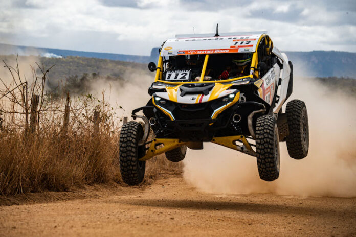 Can-Am-é-a-marca-mais-vitoriosa-dos-UTVs-na-temporada-2024-de-Rally-Raid