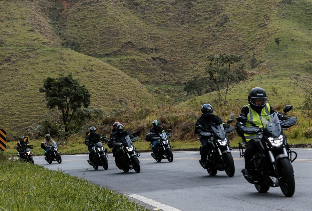 bajaj-doninbar-rides-weekender-2025