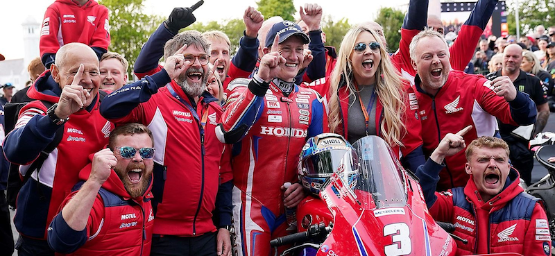 Dean Harrisson, vencedor Superstock