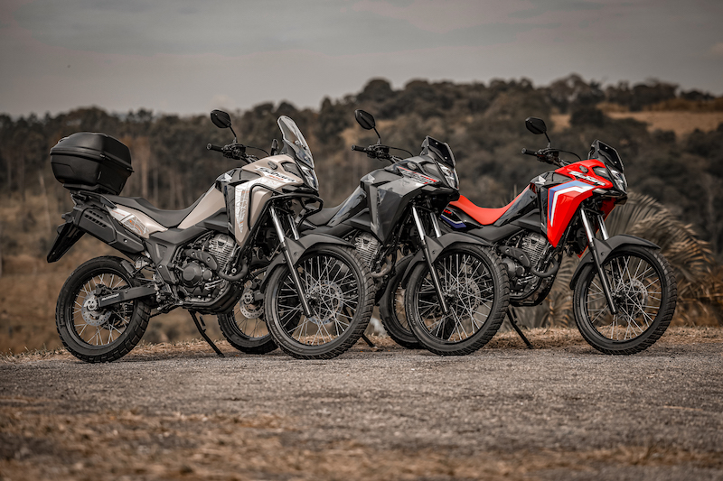XRE 300 Sahara 2026 ganha novas cores