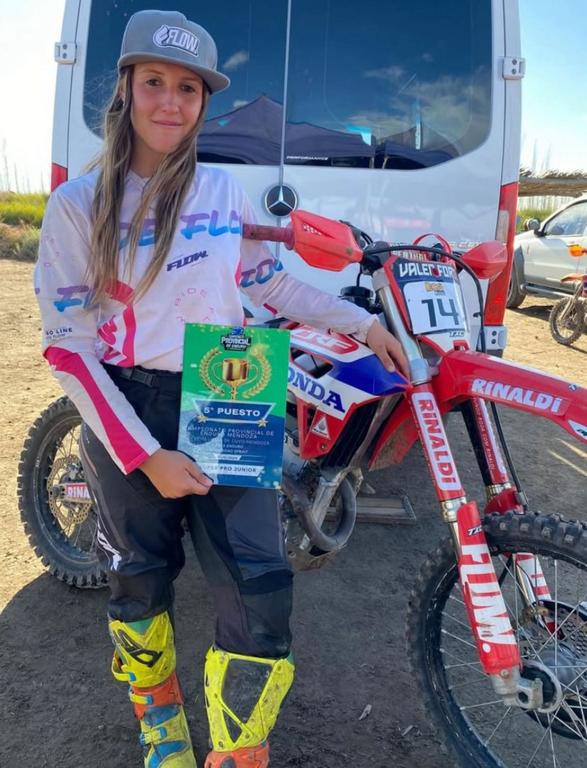 Valentina Forti, 17 anos, está focada para buscar um bom resultado nesta final
(Divulgação)