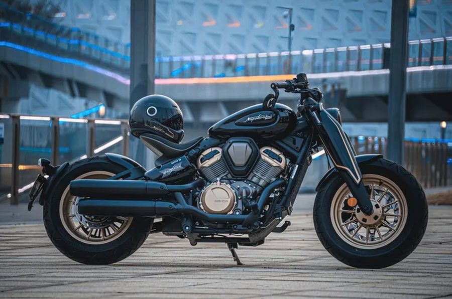 Benda Napoleonbob – Estilo bobber com alma acessível
