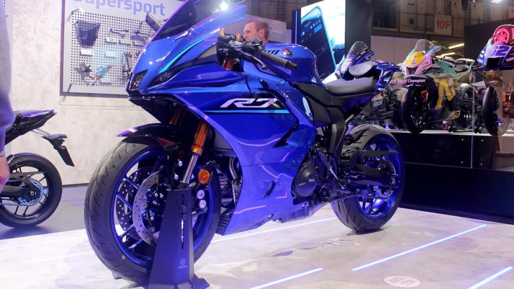 yamaha yzf-r7 2026