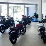 Aura Bajaj Campo dos Goytacazes-showroom-1