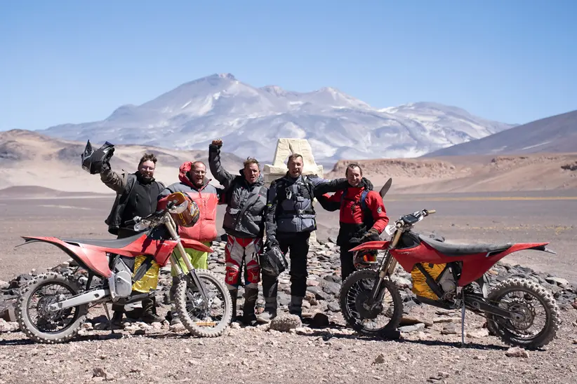 a equipe recordista com as duas Stakr Varg