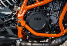KTM parece estar prestes a substituir seu monocilíndrico 390 por um bicilíndrico 490 motor ktm 390