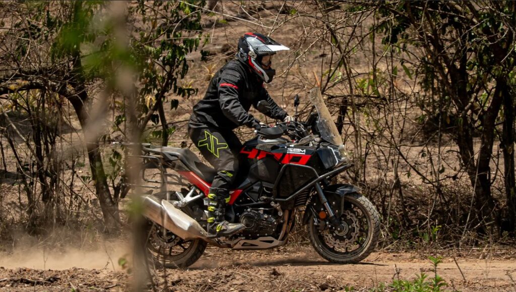 SBM 400ss: Shineray apresenta sua nova trail