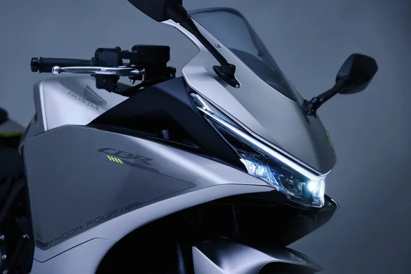 honda cbr 400rr super four