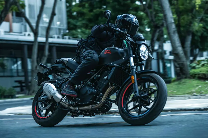 royal-enfield-guerrilla-450-apex