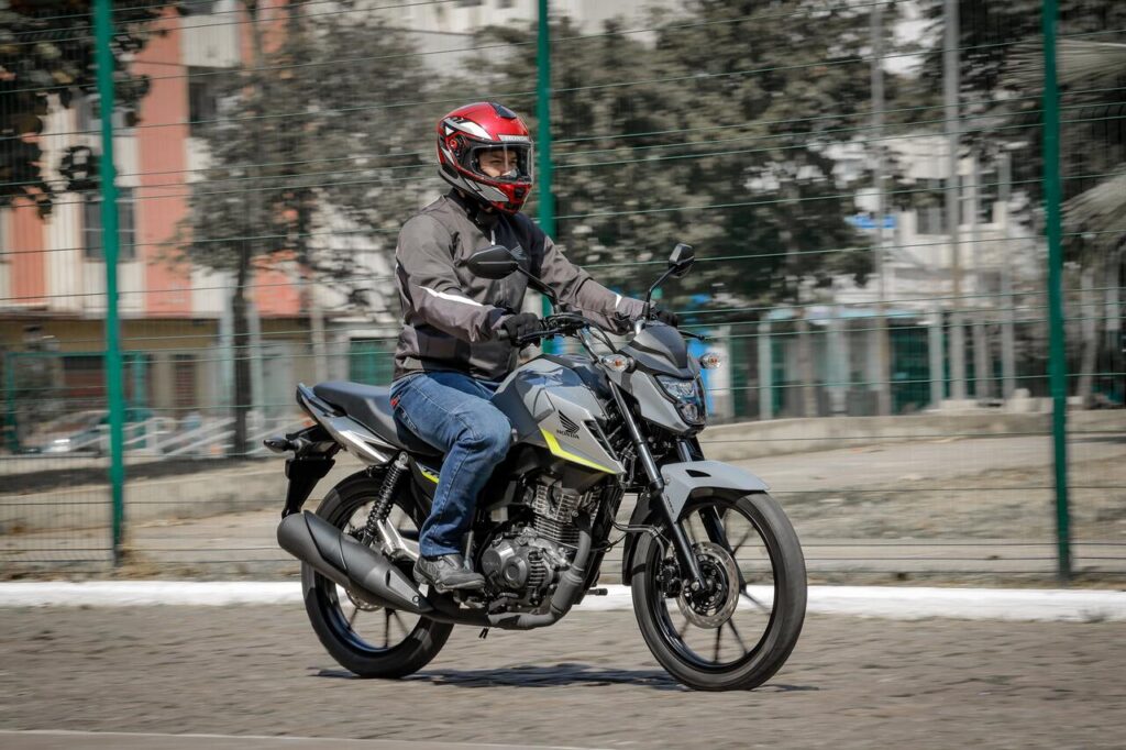 HONDA ATINGE 1 MILHÃO DE MOTOS EMPLACADAS EM 8 MESES